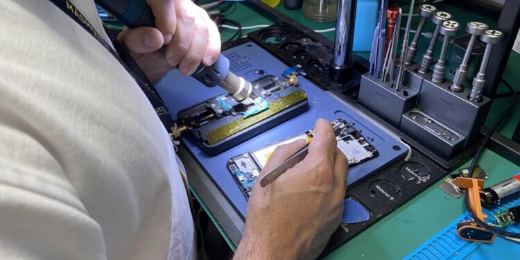 Reparación móvil Écija