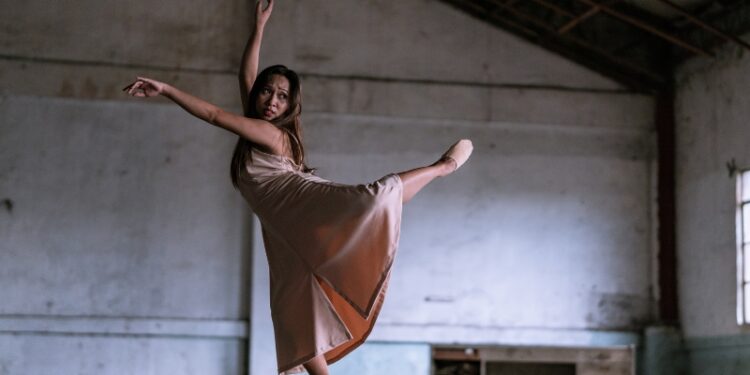 Aprender a bailar sin pareja en Astrabudua